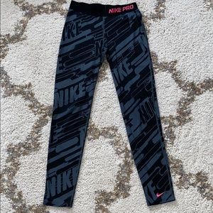 Girls Nike pro legging